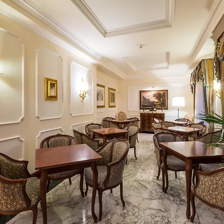 ロイヤル ホテル ボルセーナ