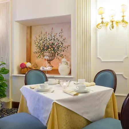 Ξενοδοχείο Royal 4*
