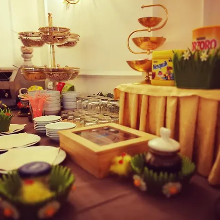 ロイヤル ホテル 4*