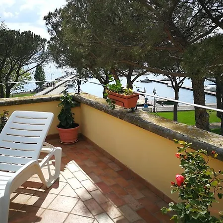 ロイヤル ホテル